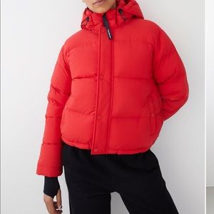 Tna Aritzia Super Puff Shorty